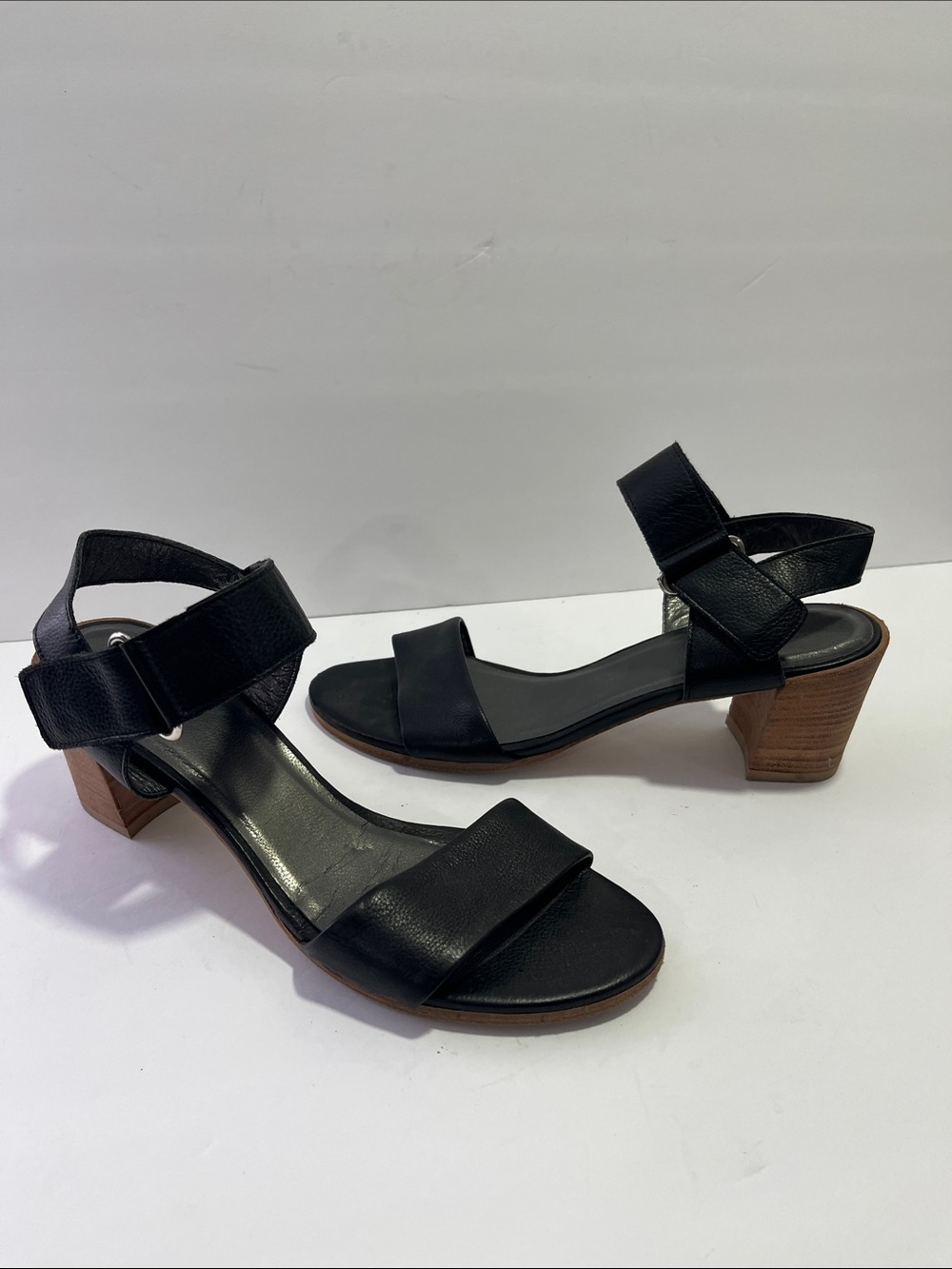Stuart Weitzman Black Leather Two-Strap Block Heel Sandals Sz 9